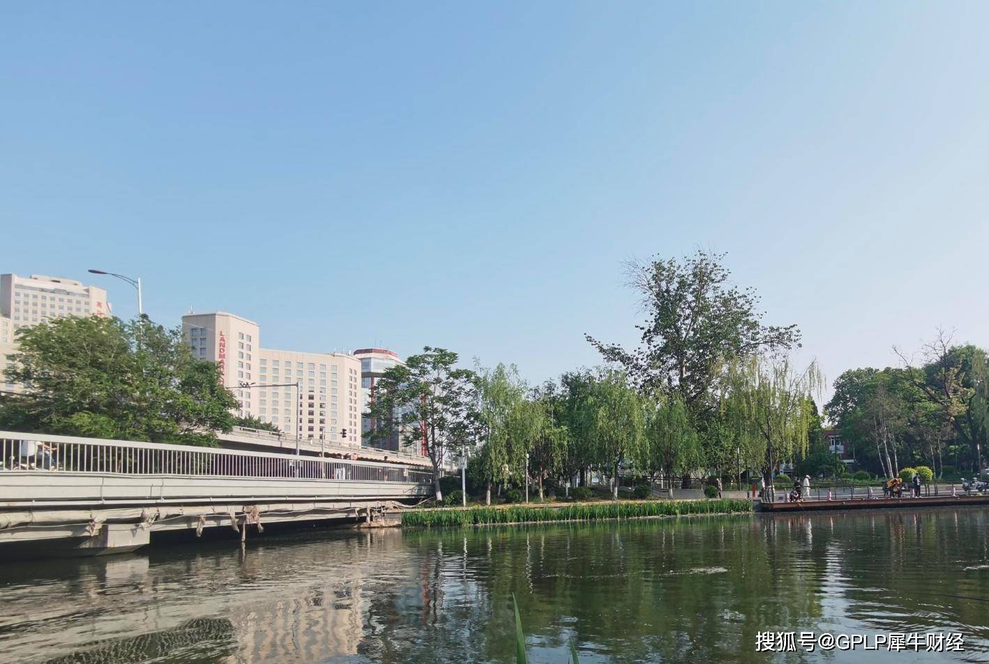 小而美<strong></p>
<p>股指期货交易</strong>！中证1000股指期货和期权交易上市引爆市场