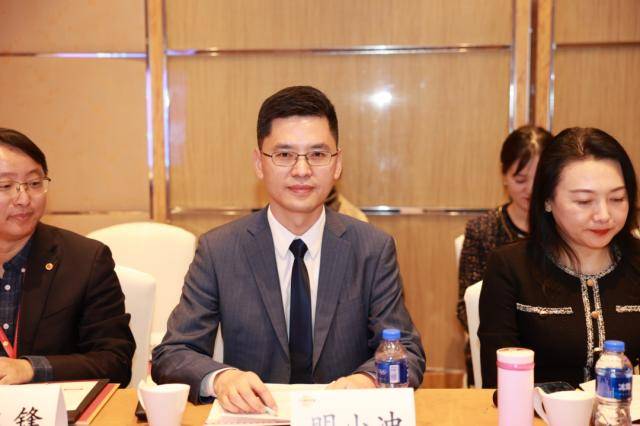 出圈<strong></p>
<p>期货圈</strong>！交易所、行业协会、龙头企业、期货公司、软件公司都来了