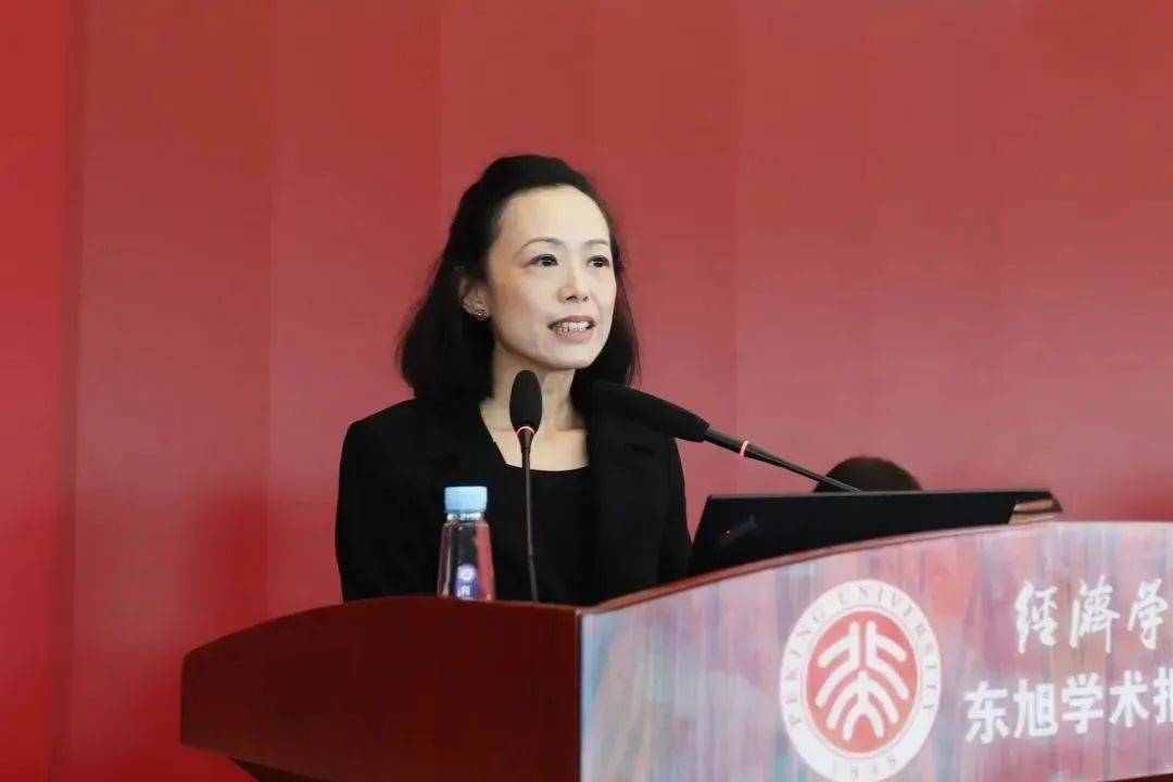 胡知鸷履新瑞银证券<strong></p>
<p>长证券</strong>，任副董事长