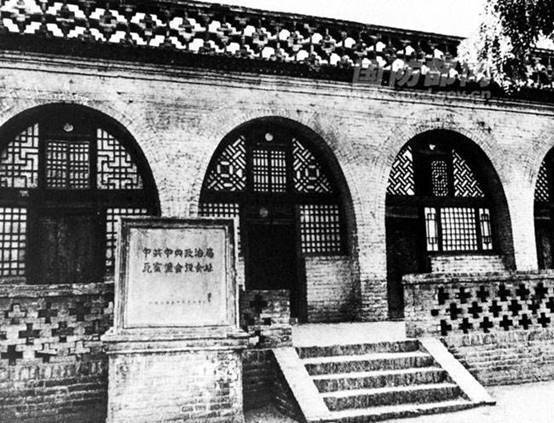王立华：林彪、彭德怀都反对<strong></p>
<p>证券天津</strong>，毛泽东何以赌上红军全部家底，决意东征？