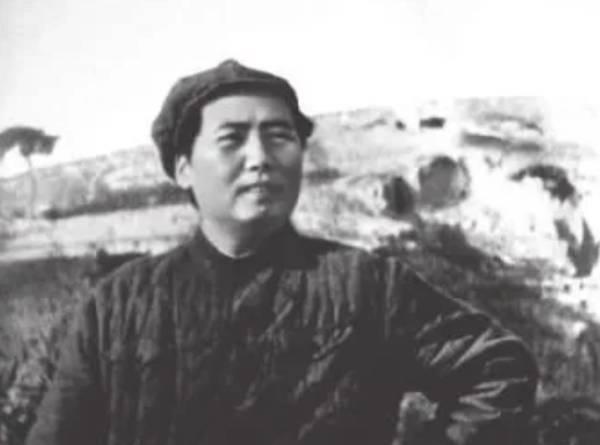 王立华：林彪、彭德怀都反对<strong></p>
<p>证券天津</strong>，毛泽东何以赌上红军全部家底，决意东征？