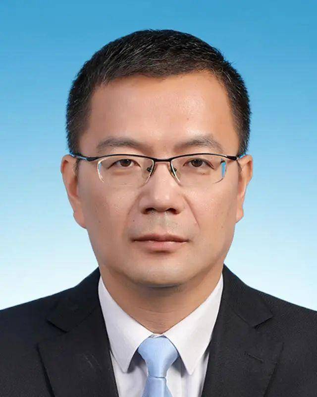 75后的他履新重庆<strong></p>
<p>证券托管</strong>，曾在福建工作