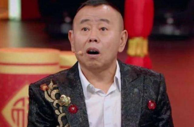 潘长江：我钱花一辈子也花不完<strong></p>
<p>证券上市公司</strong>，如今67岁却越活越“糊涂”了