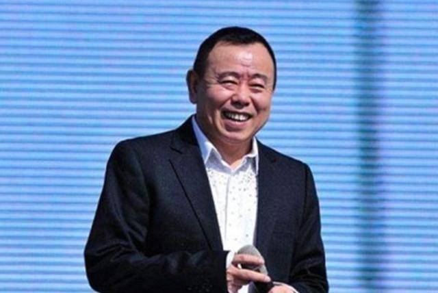 潘长江：我钱花一辈子也花不完<strong></p>
<p>证券上市公司</strong>，如今67岁却越活越“糊涂”了