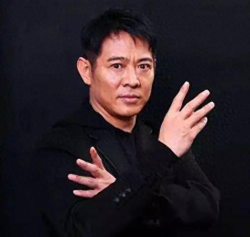 李连杰:后事一切从简<strong></p>
<p>中邮证券</strong>，不用立碑也不用办丧事，树葬海葬都可以