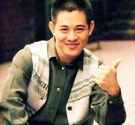 李连杰:后事一切从简<strong></p>
<p>中邮证券</strong>，不用立碑也不用办丧事，树葬海葬都可以