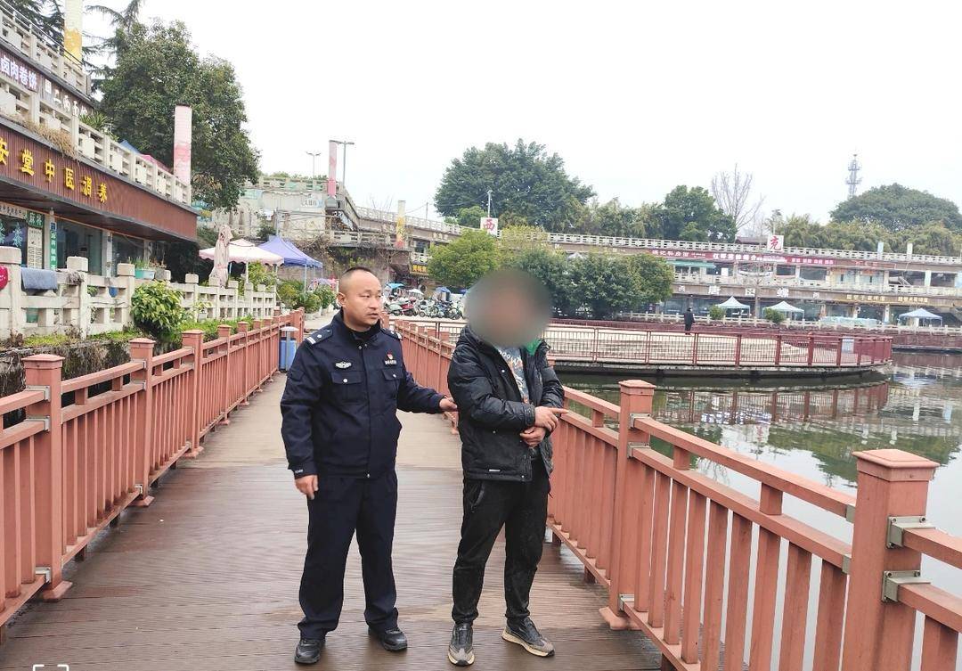 嫌钓鱼太慢<strong></p>
<p>证券回购</strong>，凌晨直接下湖捕鱼400多斤，3名男子涉嫌盗窃罪被抓