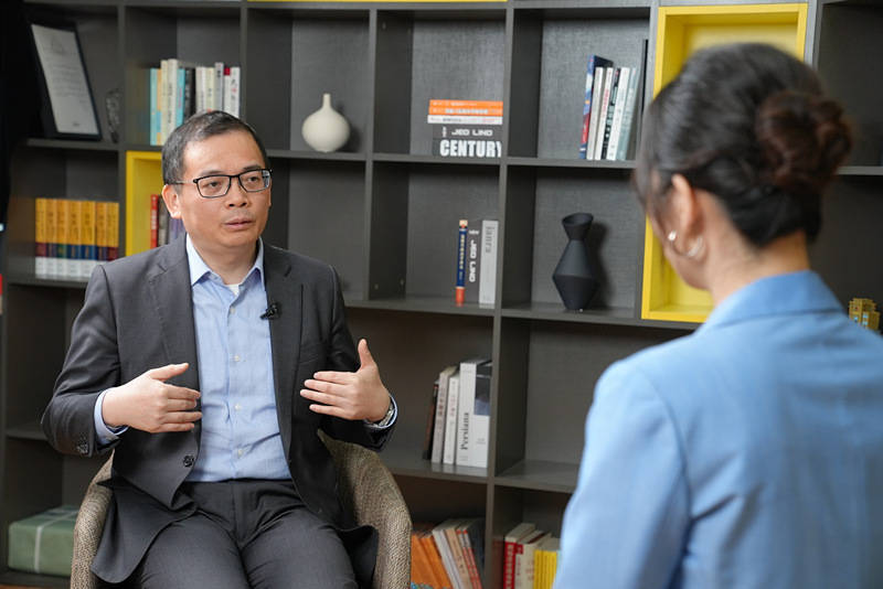 陆挺：1.7亿农村老人月均养老金200多<strong></p>
<p>证券公司 佣金</strong>，农民的社保没跟上国家经济发展