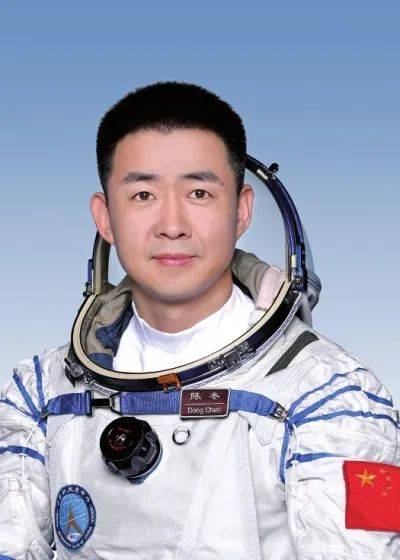 神舟二十号航天员确定<strong></p>
<p>证券基金从业</strong>，河南老乡陈冬将第三次进入太空