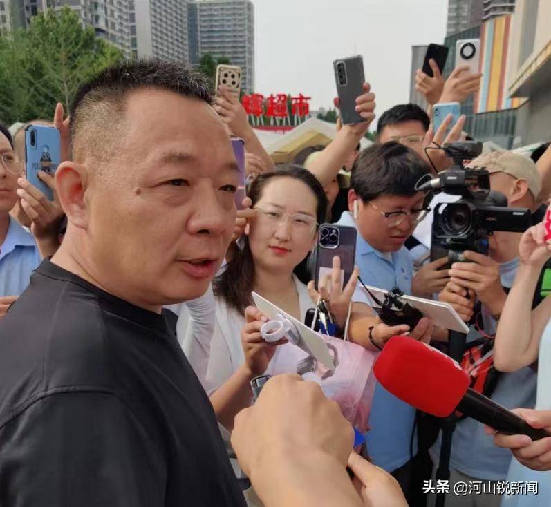 于东来事件大结局？官方表态！才被疑偷漏税<strong></p>
<p>证券牌照</strong>，胖东来总算不用关了