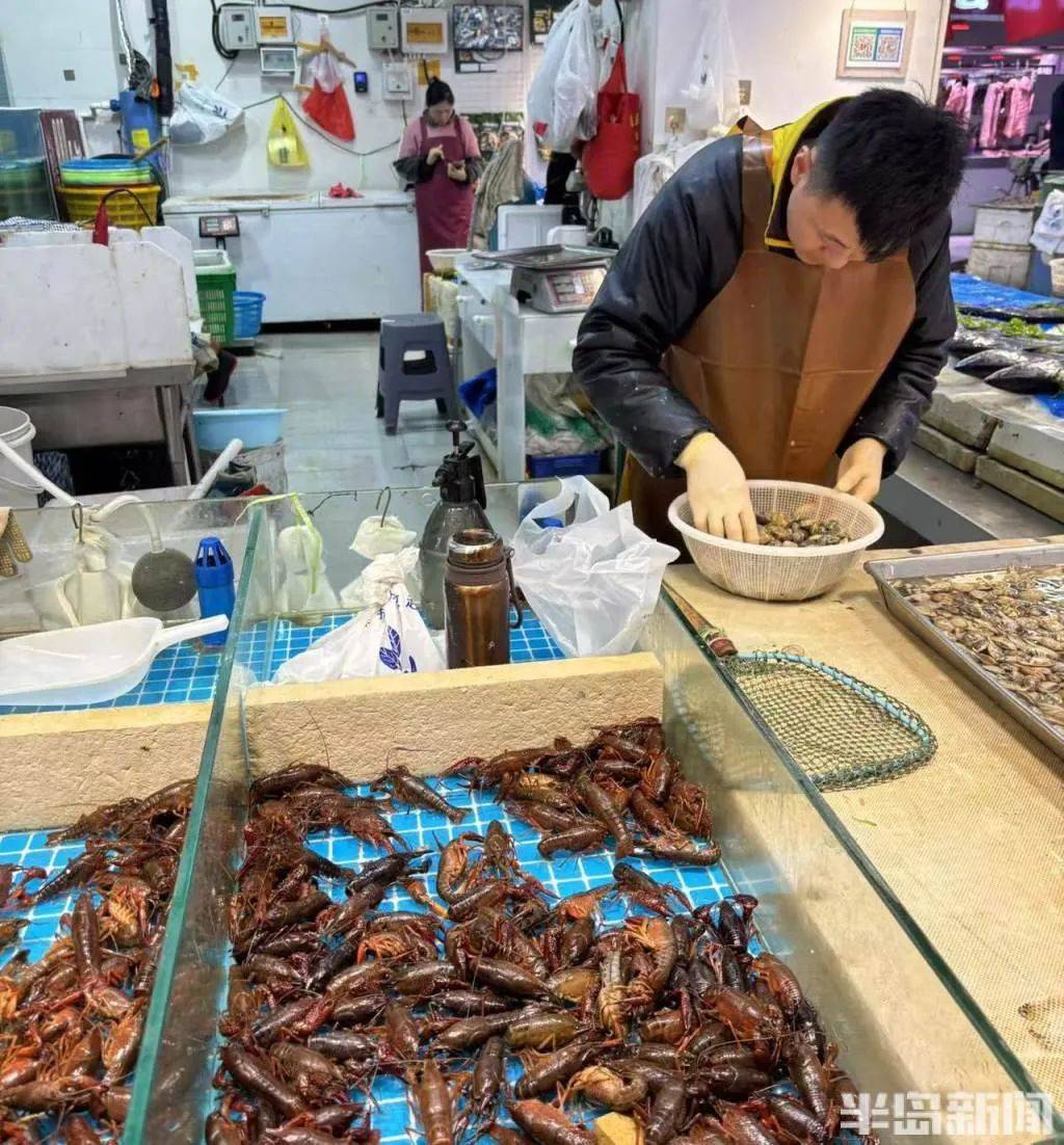价格暴跌近50%<strong></p>
<p>华金证券</strong>！“接下来还会降”！青岛正大量上市……