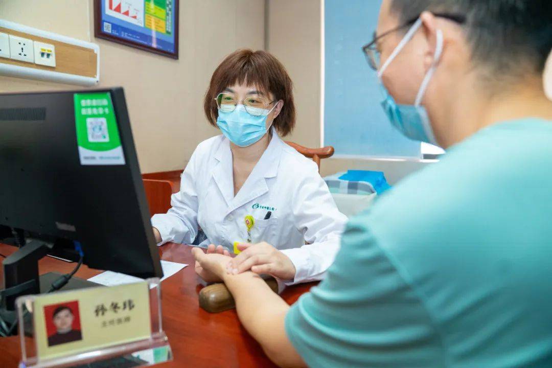 醒来“天塌了”<strong></p>
<p>证券事务代表</strong>！深圳一女子眼睛闭不上、嘴巴漏水！这些错误很多人会犯