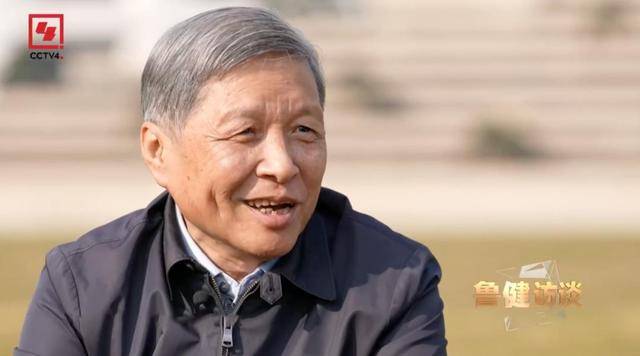 曹德旺:福耀科大8亿预算招50个学生<strong></p>
<p>证券事务代表</strong>，面向河南等5省招生