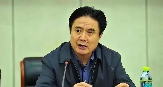 原中央委员、省委书记造成恶劣政治影响！刚刚<strong></p>
<p>中信证券 电话</strong>，被公诉！今年已有4个正部级干部受处分