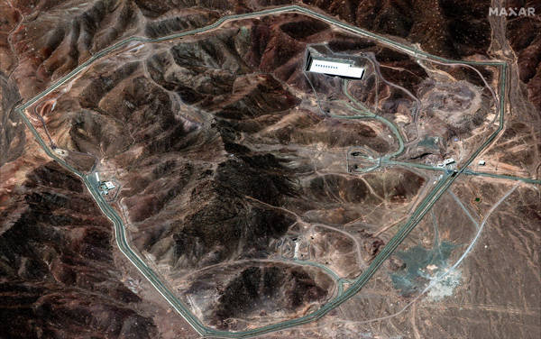 特朗普咨询军事顾问：13.6吨巨型钻地弹能摧毁福尔道地下核设施吗<strong></p>
<p>证券账户开户</strong>？