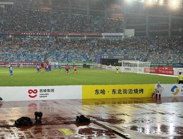 常州一烧烤店花10万赞助苏超<strong></p>
<p>证券从业证书</strong>，因系唯一个体赞助商爆火，附近商户：之前生意一直好