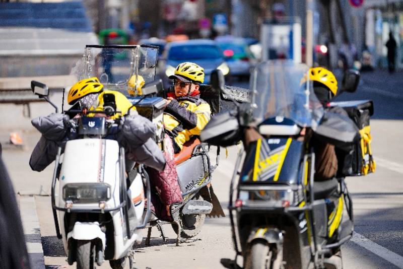 外卖钱难赚？美团“摊牌”了<strong></p>
<p>中信证券招聘</strong>！淘宝、京东到底图什么？