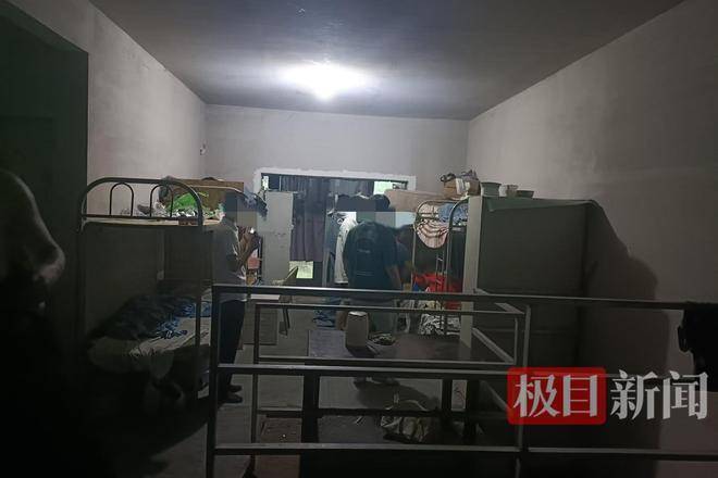 西安50岁保安提前1小时到岗猝死<strong></p>
<p>网信证券</strong>，用工方：提前到岗不算工伤