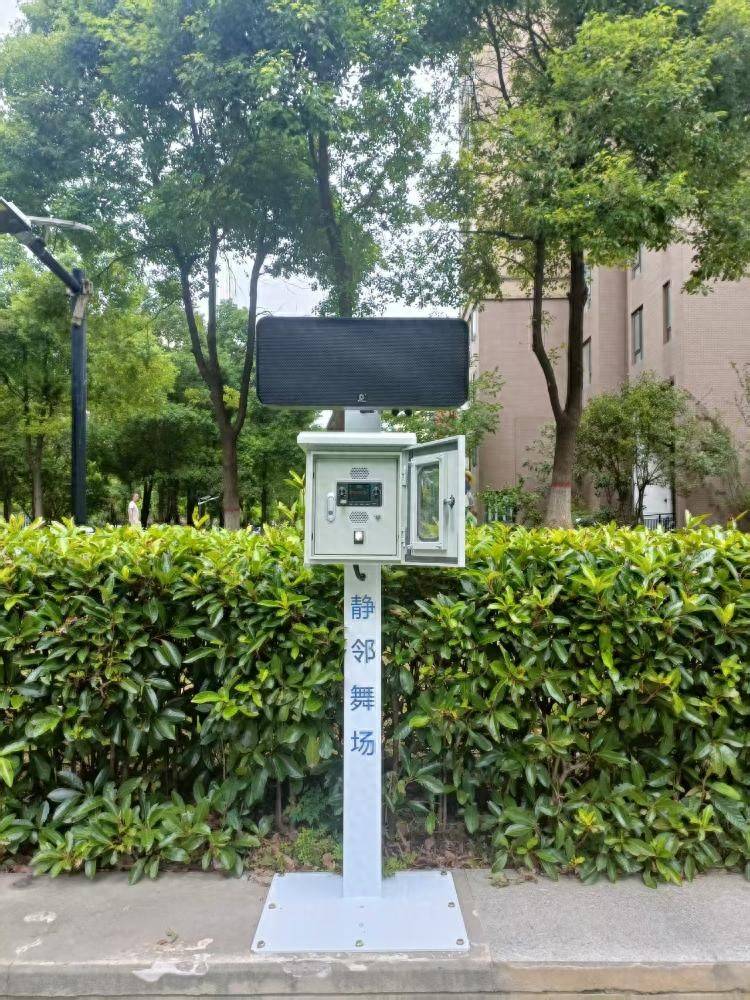 武汉一小区现“广场舞降噪神器” 生产商：产品售价3万<strong></p>
<p>证券投资风险</strong>，能将声波集中在目标区域