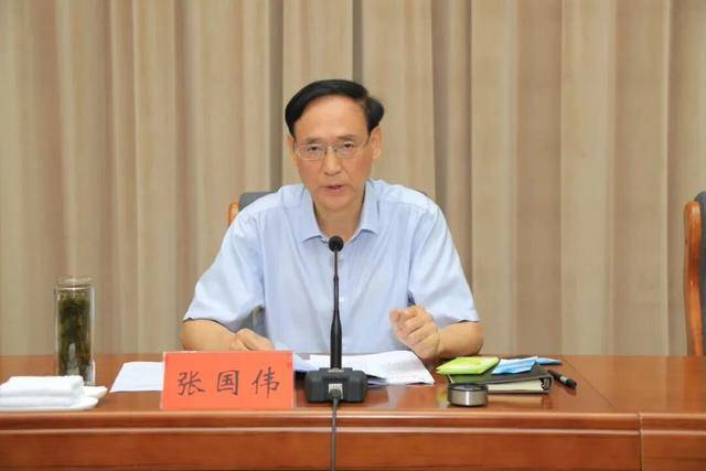 河南官宣：涉嫌严重违纪违法<strong></p>
<p>新疆股票</strong>，张国伟主动投案