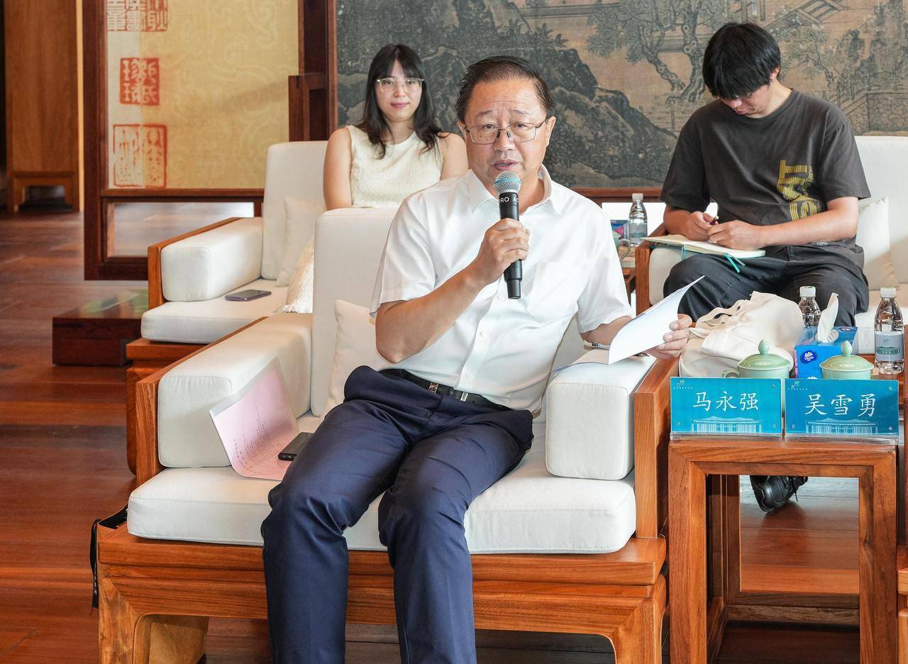 传统出版如何突围<strong></p>
<p>时代出版股票</strong>?《多维出版时代》6位出版领军者这样说