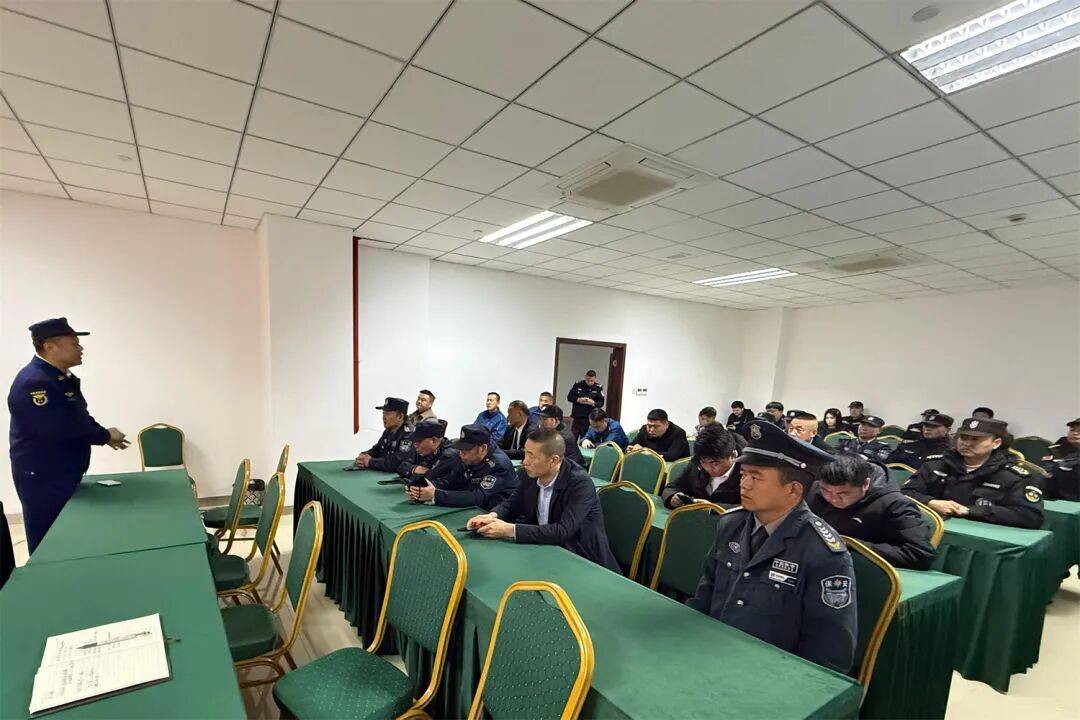 玉环市消防救援局召开全市物业从业人员消防安全培训会